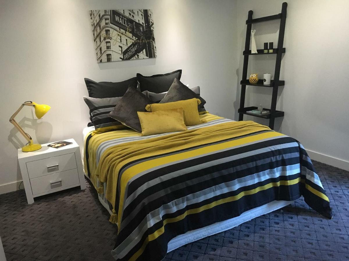 The Sinatra Holiday House - Couples Retreat Mulwala Exterior foto